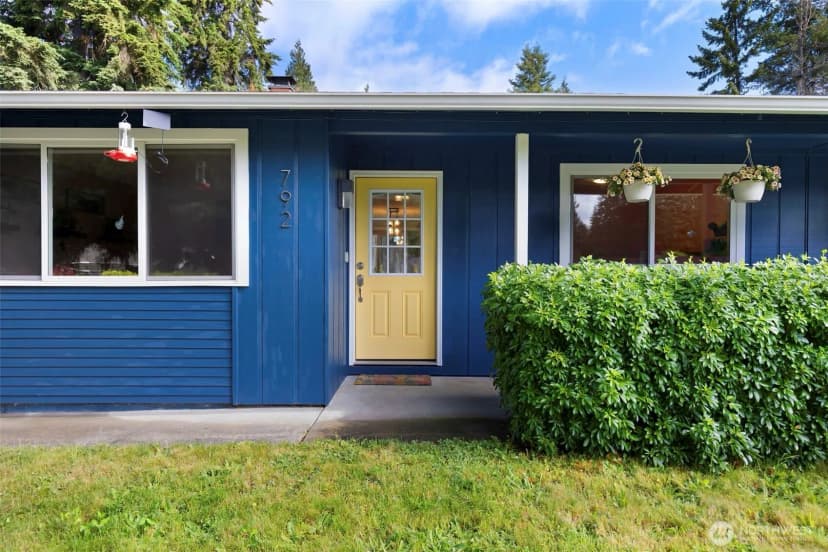 Property photo for 792 Nw Firglade Drive, Bremerton photo 4