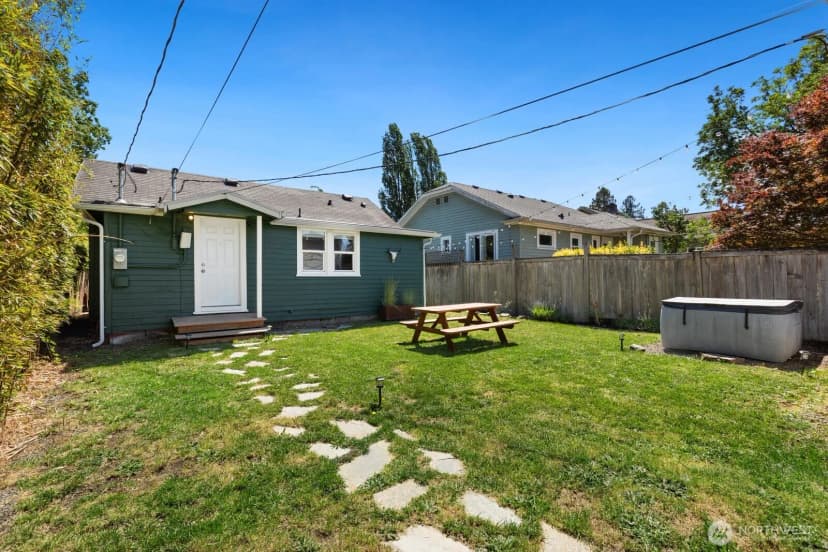 Property photo for 5405 25th Avenue Sw, Seattle photo 25