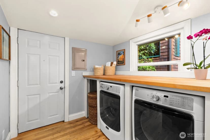 Property photo for 5405 25th Avenue Sw, Seattle photo 21