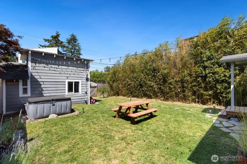 Property photo for 5405 25th Avenue Sw, Seattle photo 22