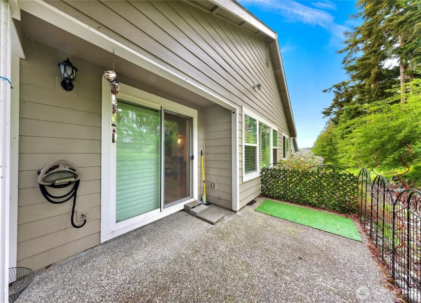 Property photo for 167 Nw 12th Court, Oak Harbor photo 17