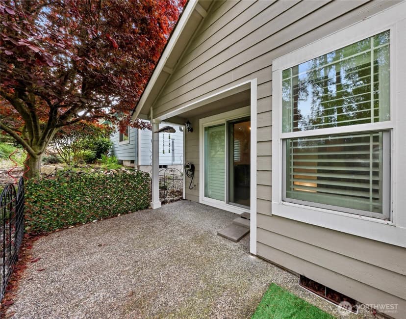Property photo for 167 Nw 12th Court, Oak Harbor photo 16