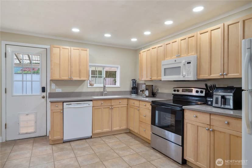 Property photo for 508 4th Avenue Sw, Castle Rock photo 6