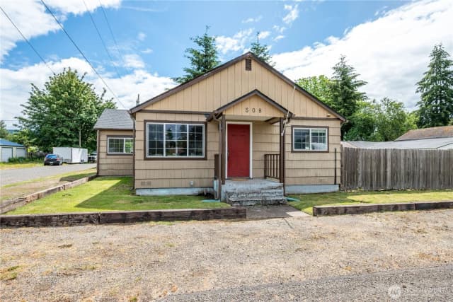 Property photo for 508 4th Avenue Sw, Castle Rock