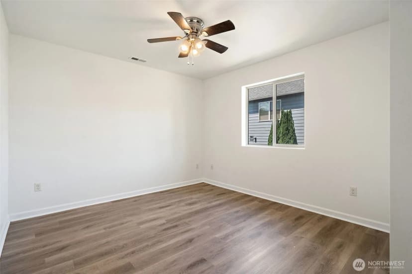 Property photo for 220 Ne Tronson Circle, Bremerton photo 31