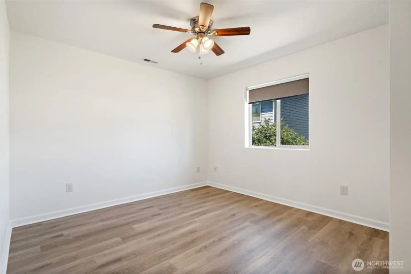 Property photo for 220 Ne Tronson Circle, Bremerton photo 28