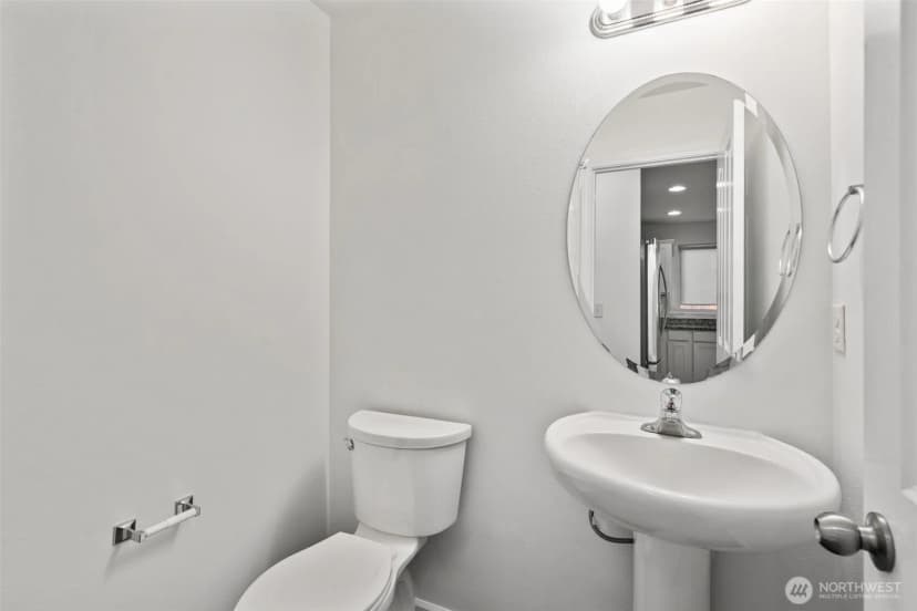 Property photo for 220 Ne Tronson Circle, Bremerton photo 25