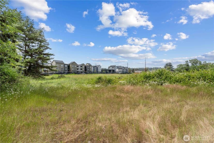 Property photo for 3304 E Pioneer, Puyallup photo 16