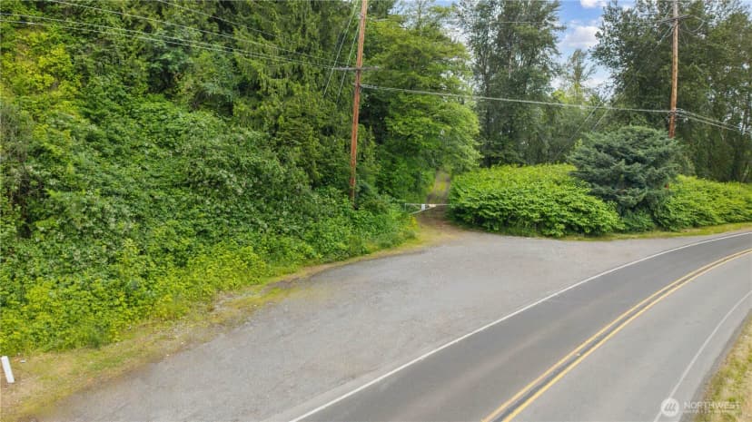 Property photo for 3304 E Pioneer, Puyallup photo 10