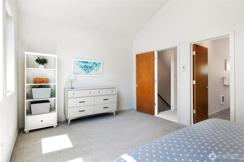 Property photo for 2605 22nd Ave W Unit B #b, Seattle photo 17