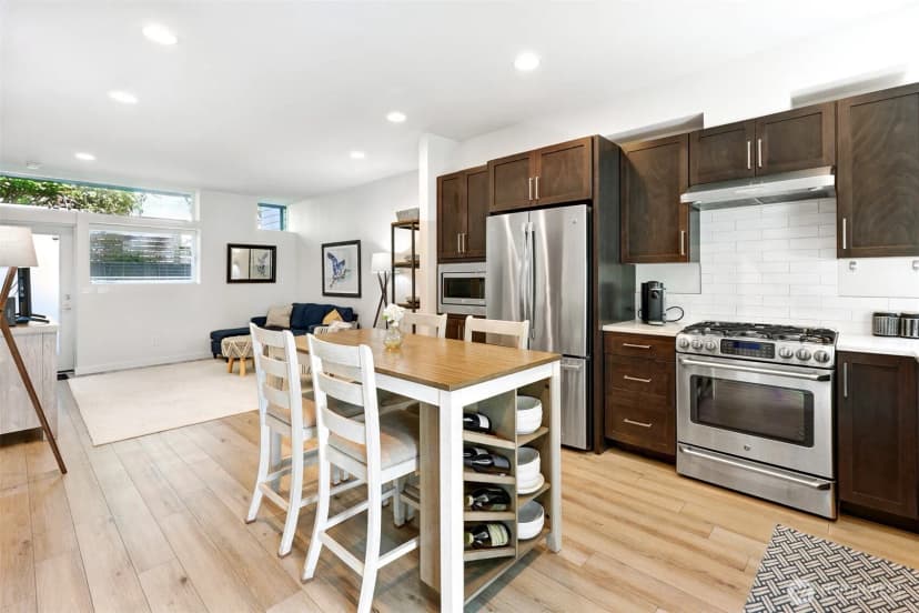 Property photo for 2605 22nd Ave W Unit B #b, Seattle photo 7