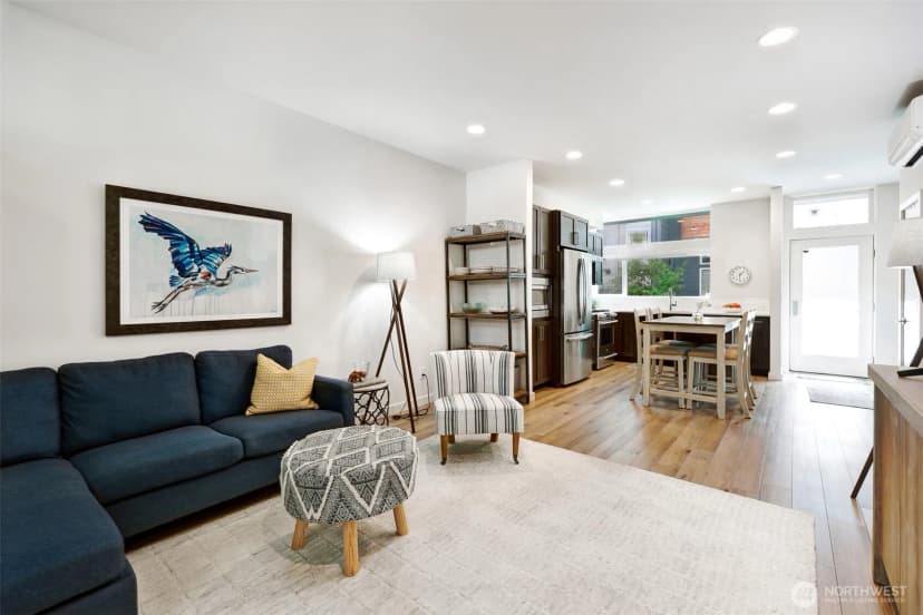 Property photo for 2605 22nd Ave W Unit B #b, Seattle photo 10