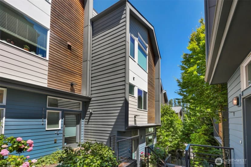 Property photo for 2605 22nd Ave W Unit B #b, Seattle photo 22