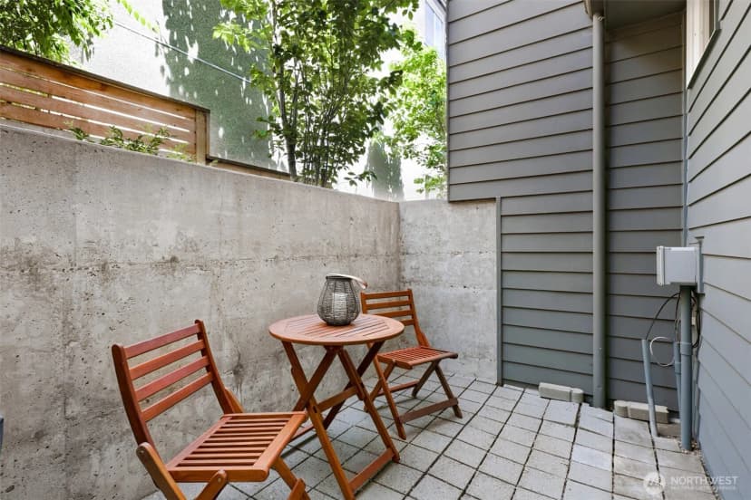 Property photo for 2605 22nd Ave W Unit B #b, Seattle photo 9