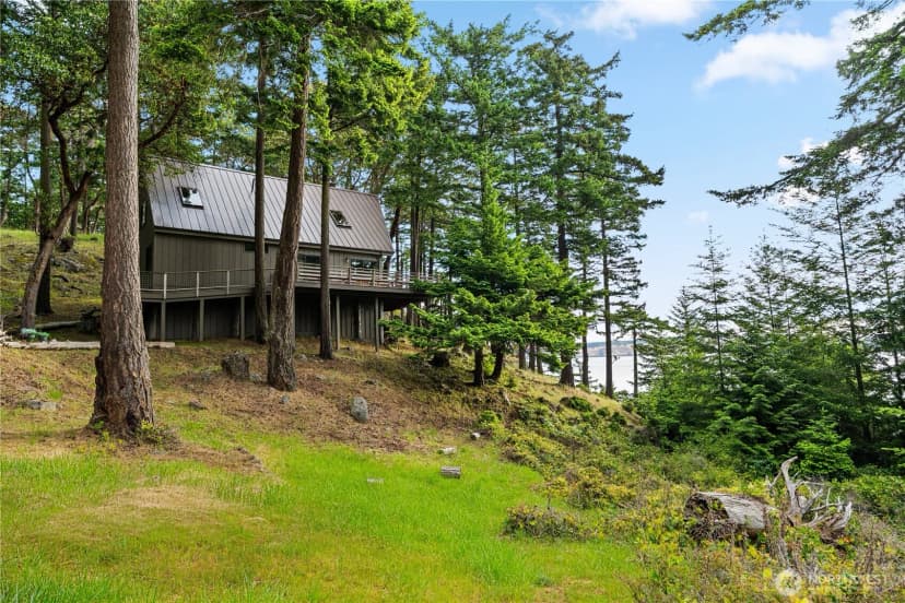 Property photo for 5 Nelson Trail, Henry Island