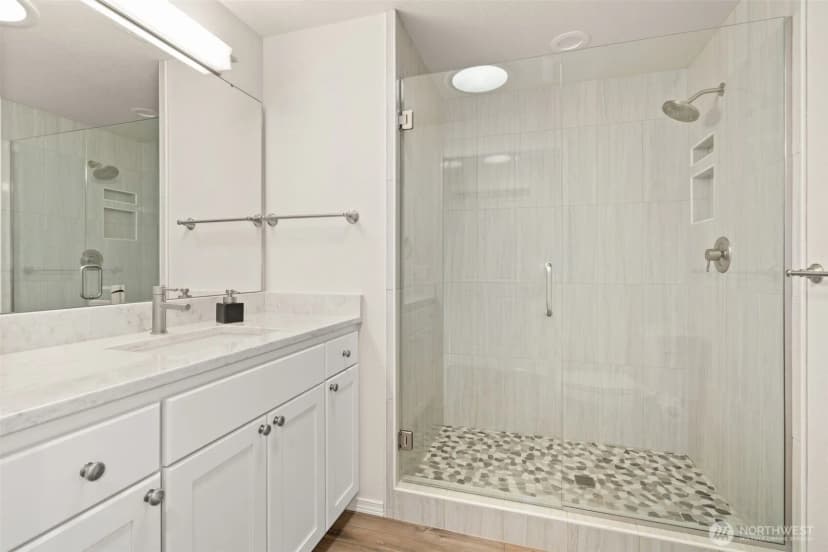 Property photo for 1406 Stillwaters Avenue, Centralia photo 23