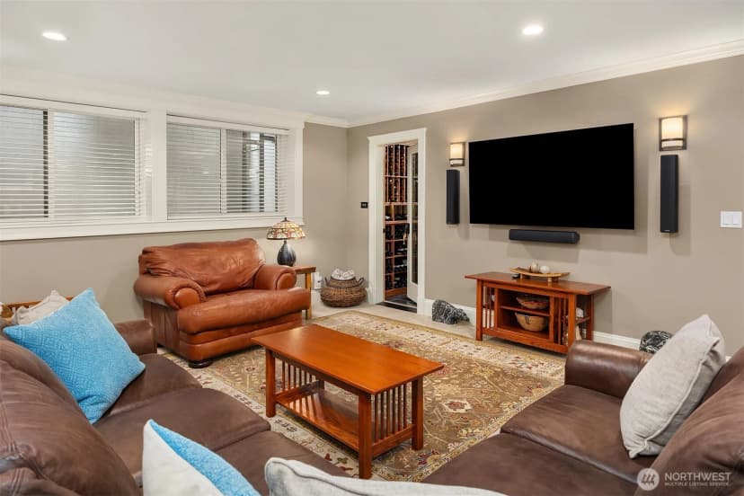 Property photo for 150 Waverly Way, Kirkland photo 30