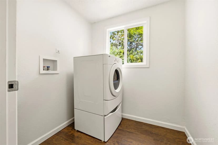 Property photo for 3325 44th Street Ct, Tacoma photo 10
