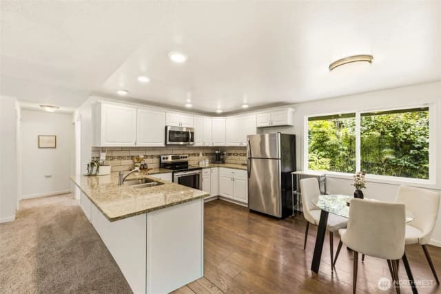 Property photo for 3325 44th Street Ct, Tacoma photo 5
