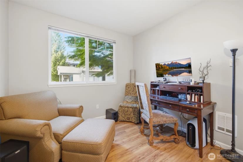 Property photo for 1500 S 18th Street #k102, Renton photo 12
