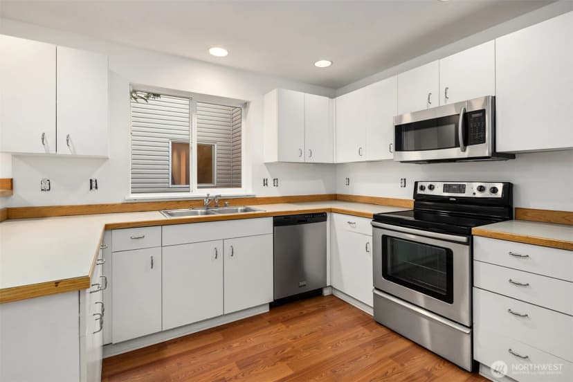 Property photo for 3222 21st Avenue W #a, Seattle photo 21