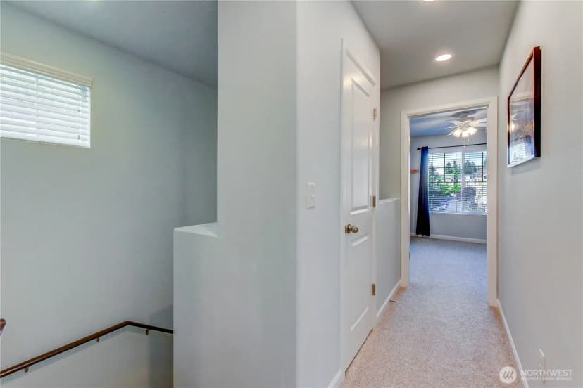 Property photo for 10030 12th Avenue Se, Everett photo 15