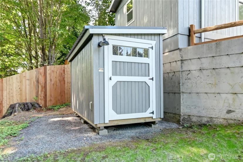 Property photo for 18012 123 Place Ne, Arlington photo 11