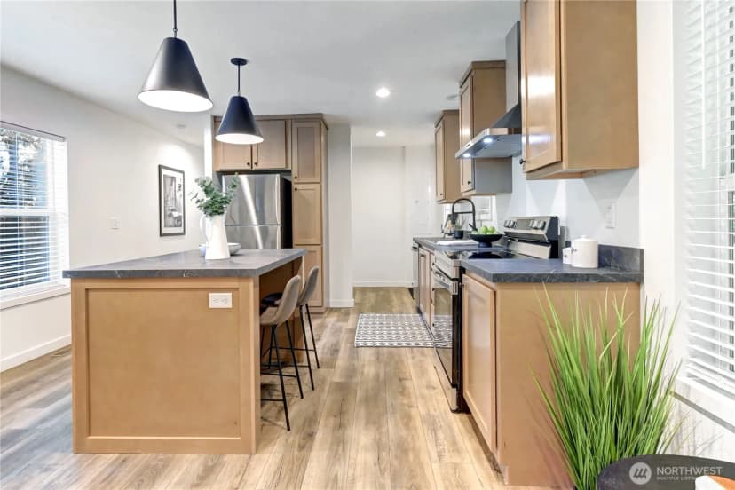 Property photo for 18012 123 Place Ne, Arlington photo 18