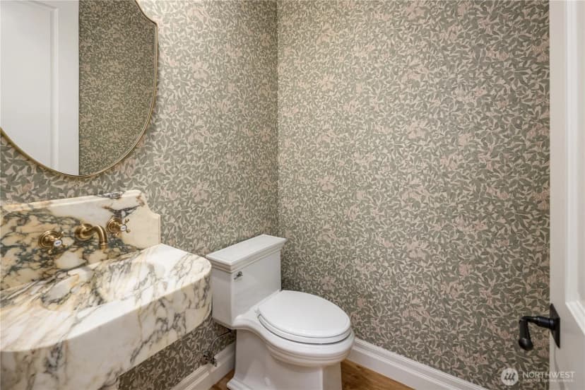 Property photo for 6333 77th Avenue Se, Mercer Island photo 25