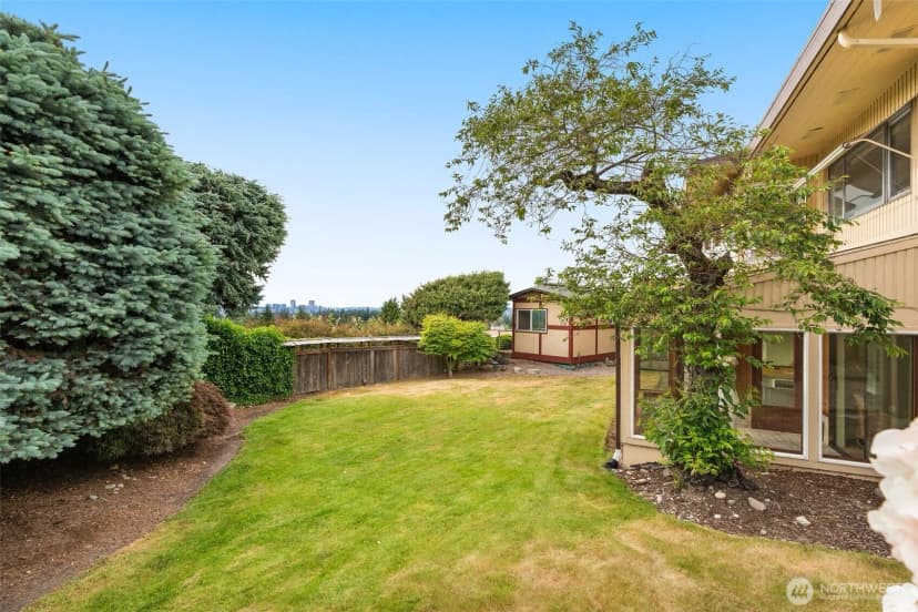 Property photo for 4331 136th Place Se, Bellevue photo 34