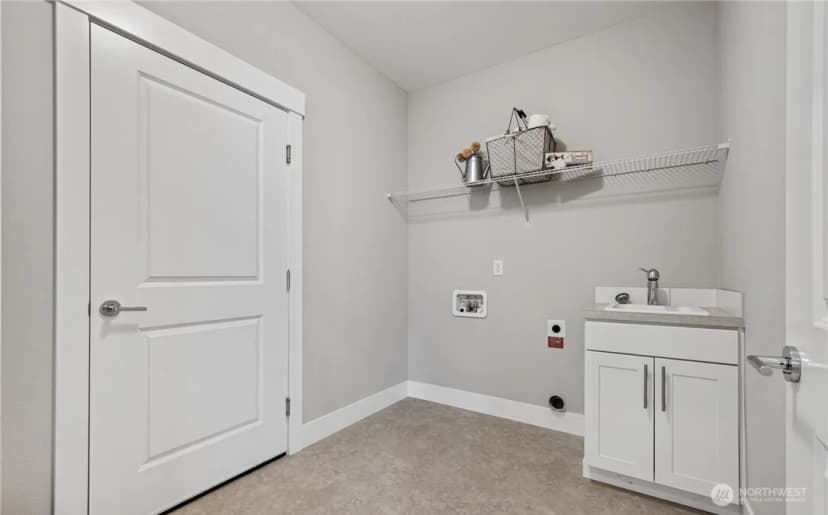 Property photo for 8831 27th St W, Edgewood photo 21