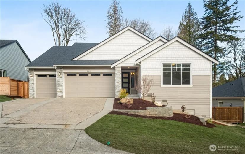 Property photo for 8831 27th St W, Edgewood