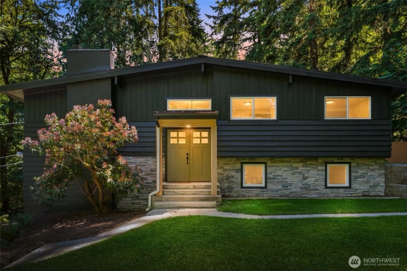Property photo for 19035 Se 56th Street, Issaquah photo 5