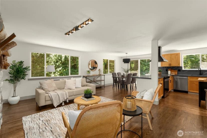 Property photo for 19035 Se 56th Street, Issaquah photo 11