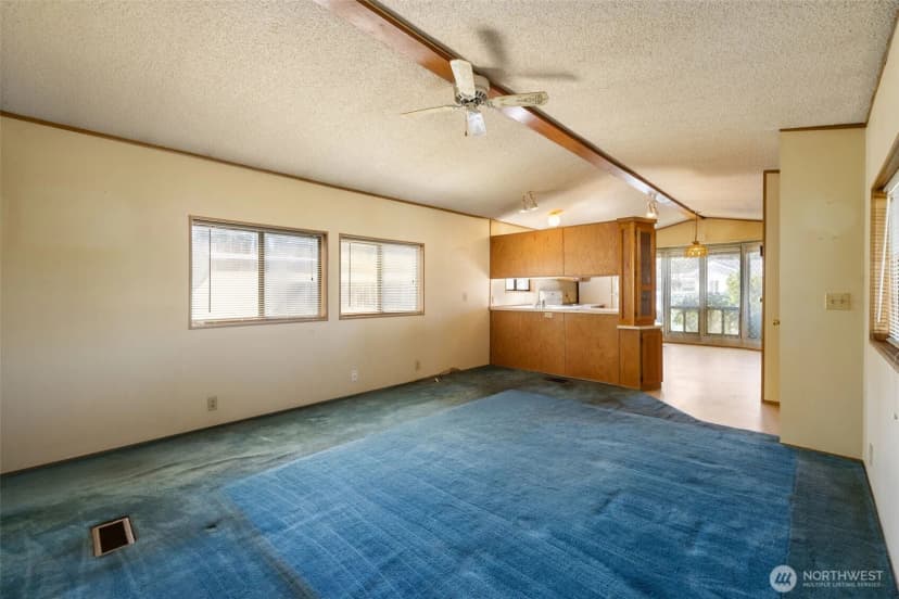 Property photo for 20705 9th Ave E, Spanaway photo 3