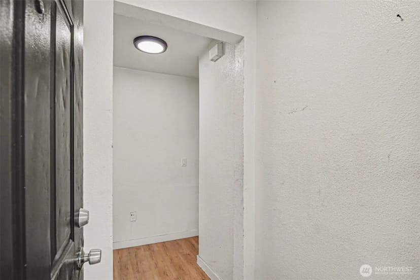 Property photo for 1207 Sw Cambridge Street, Seattle photo 11