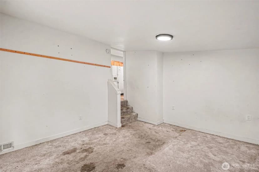 Property photo for 1207 Sw Cambridge Street, Seattle photo 9
