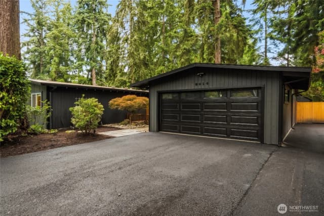 Property photo for 2414 161st Avenue Ne, Bellevue