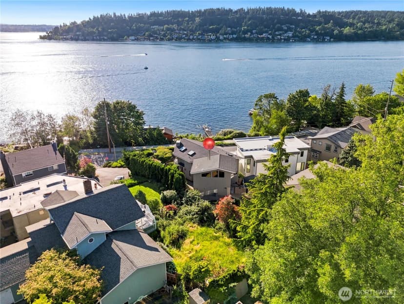 Property photo for 3310 Lake Washington Boulevard N, Renton photo 30