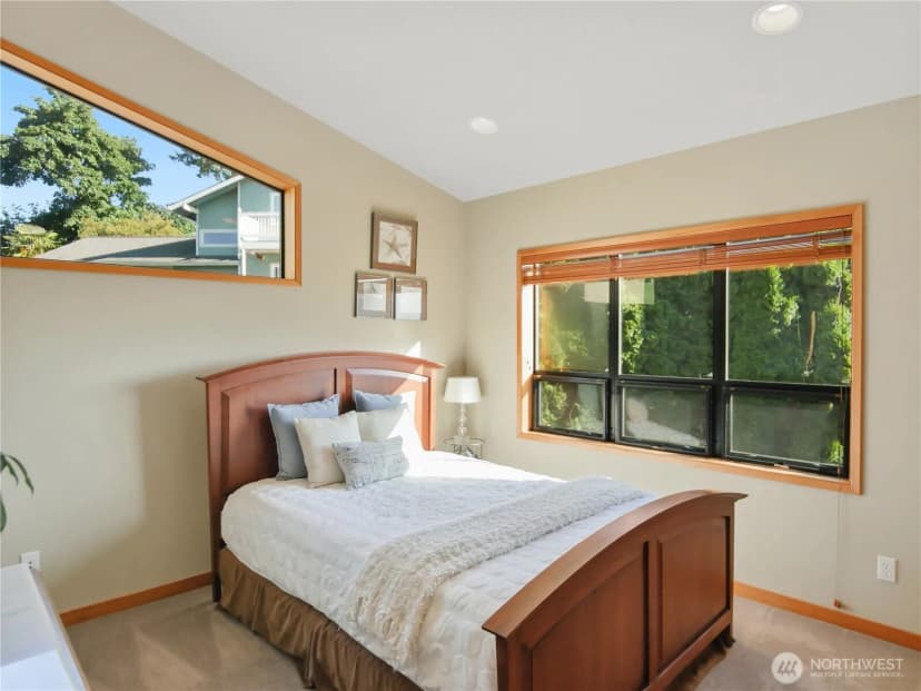 Property photo for 3310 Lake Washington Boulevard N, Renton photo 19