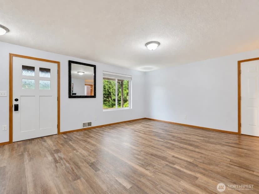 Property photo for 1902 194th Street, Long Beach photo 4
