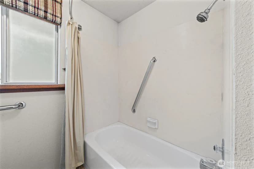 Property photo for 14610 Se 198th Street, Renton photo 17