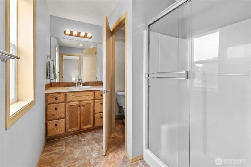 Property photo for 52 Morgan Drive, Cathlamet photo 18