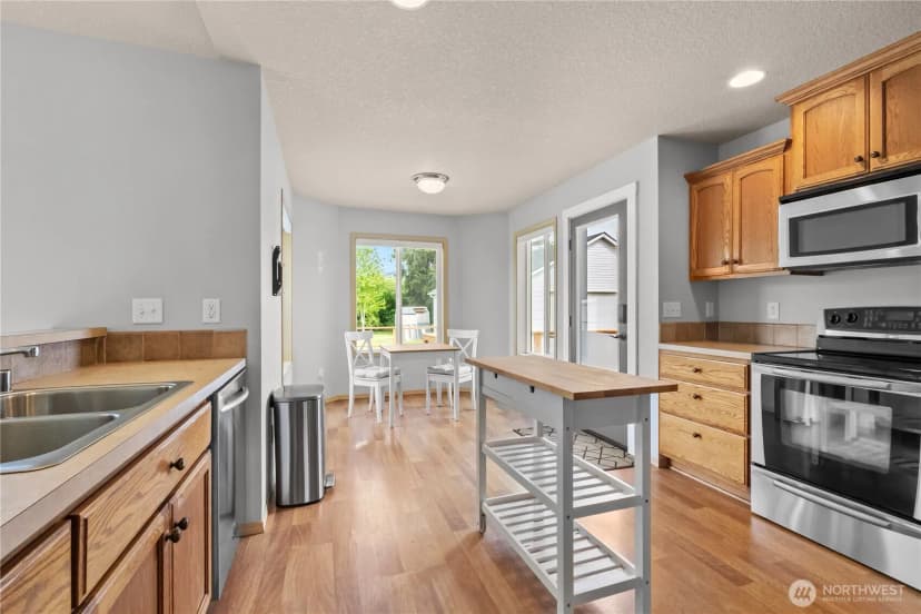 Property photo for 52 Morgan Drive, Cathlamet photo 11
