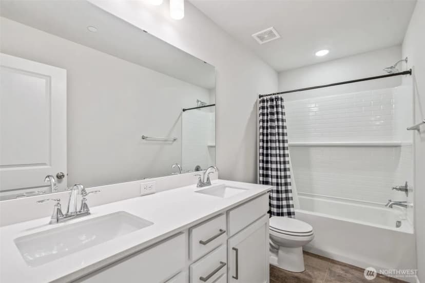 Property photo for 4597 Hibiscus Circle Sw, Port Orchard photo 17
