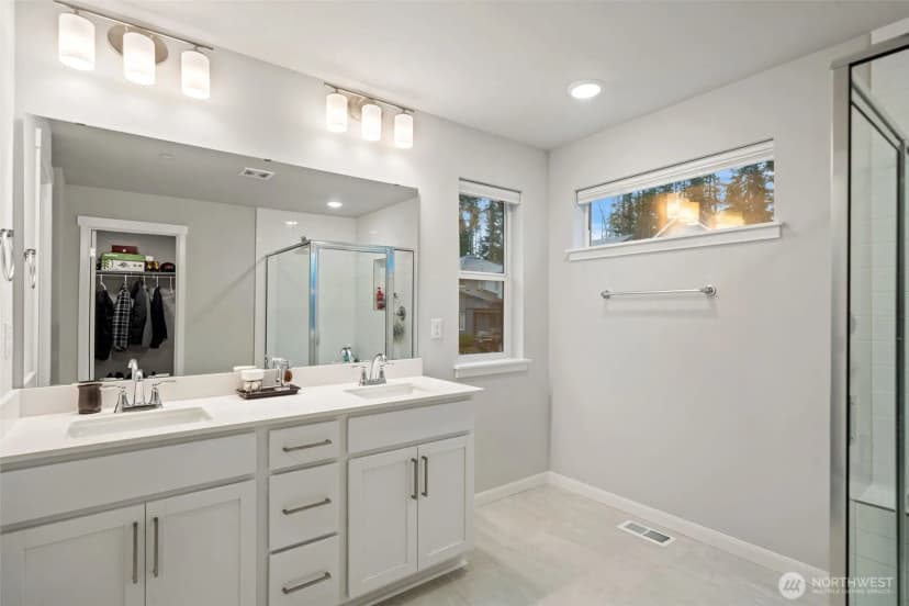 Property photo for 4597 Hibiscus Circle Sw, Port Orchard photo 22
