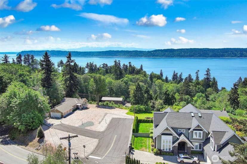 Property photo for 507 11th Street, Mukilteo photo 2
