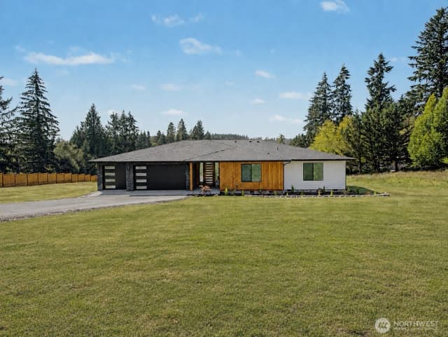 Property photo for 38383 238th Avenue Se, Enumclaw photo 4
