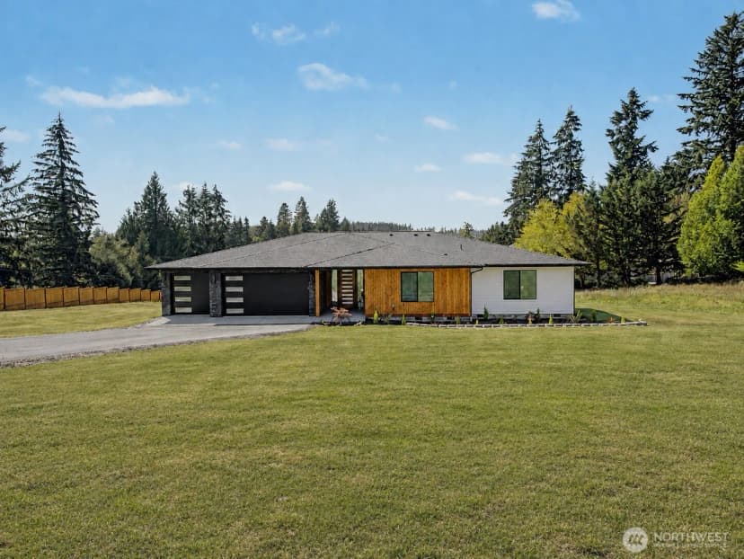 Property photo for 38383 238th Avenue Se, Enumclaw photo 4