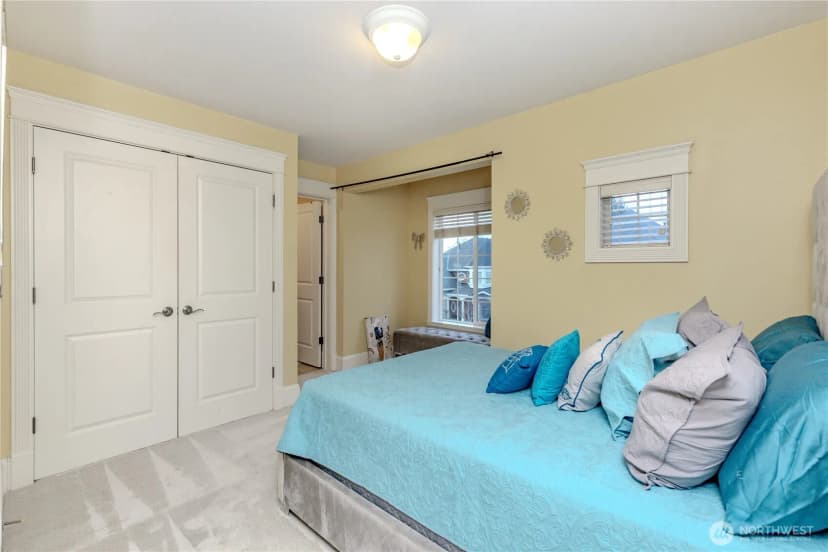 Property photo for 1829 Se 8th Place, Renton photo 22